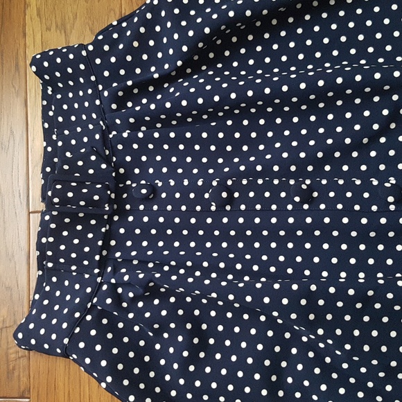 ModCloth Navy White Polka Dot Skirt With Faux Buttons/Belt and Pockets Size M - Picture 2 of 16